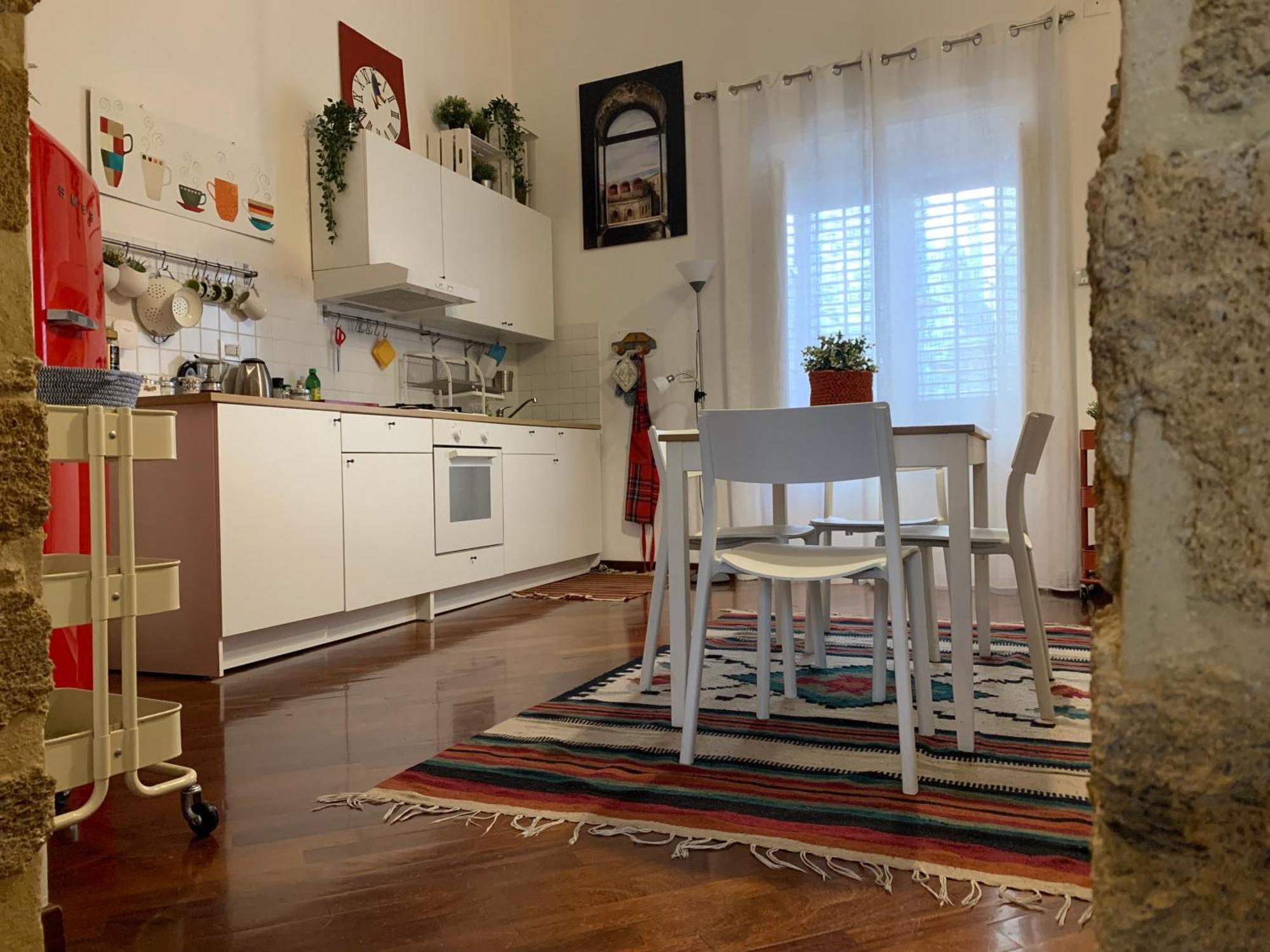 Apartment Casa Tea: Nel Cuore Del Centro Storico Palermo